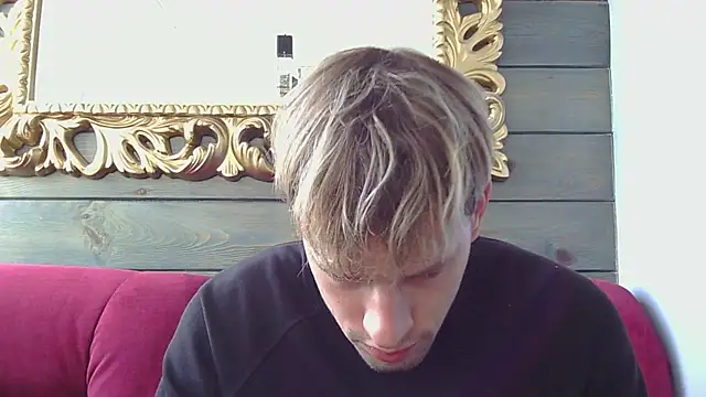 Snapshot of frama666 chatting on September 18, 9:55 am frama666 online show from September 18, 9:55 am