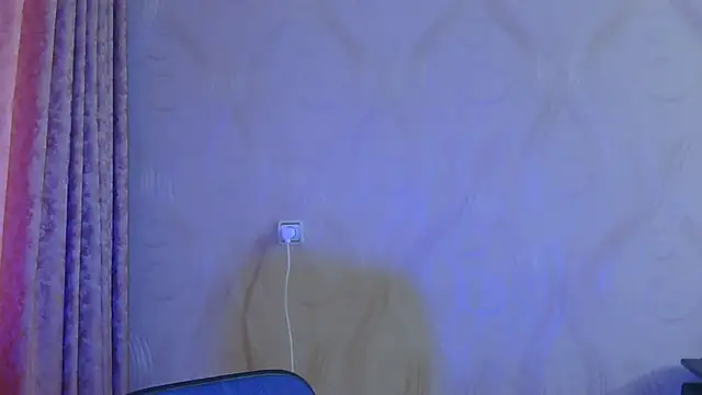 Snapshot of frama666 chatting on October 26, 2:23 pm frama666 online show from October 26, 2:23 pm