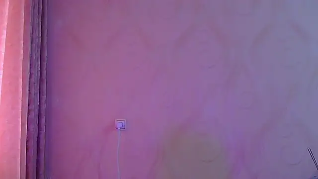 Snapshot of frama666 chatting on October 27, 8:18 am frama666 online show from October 27, 8:18 am