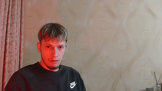 Snapshot of frama666 chatting on November 17, 10:04 pm frama666 online show from November 17, 10:04 pm