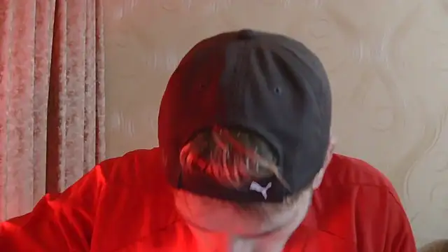 Snapshot of frama666 chatting on December 18, 8:04 pm frama666 online show from December 18, 8:04 pm