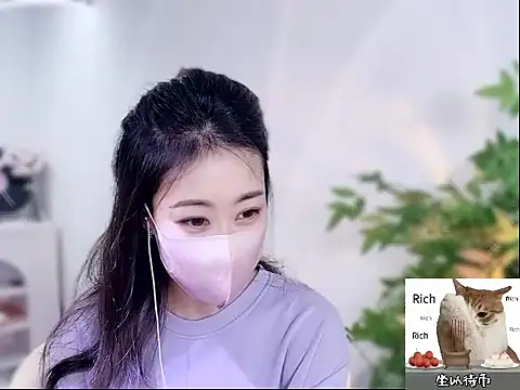 Snapshot of CC-777888 chatting on October 2, 2:02 pm CC-777888 online show from October 2, 2:02 pm