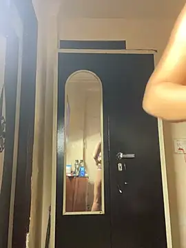 Snapshot of isha_sassy chatting on February 27, 7:26 pm isha sassy online show from February 27, 7:26 pm