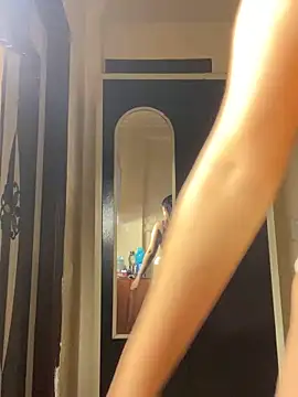 Snapshot of isha_sassy chatting on March 1, 6:11 pm isha sassy online show from March 1, 6:11 pm