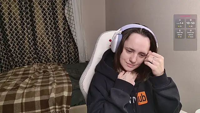 Luna Loveee online show from September 20, 3:51 am