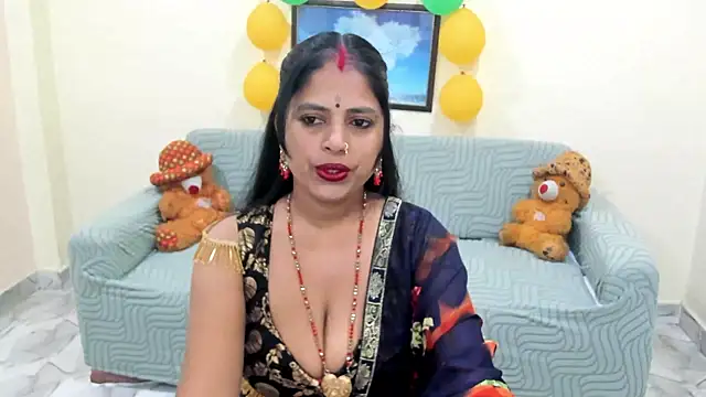 leahgotiii online show from November 14, 3:38 am