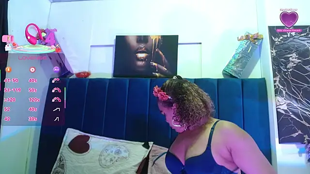 Snapshot of Mariana_star1 chatting on September 28, 4:07 am Mariana star1 online show from September 28, 4:07 am