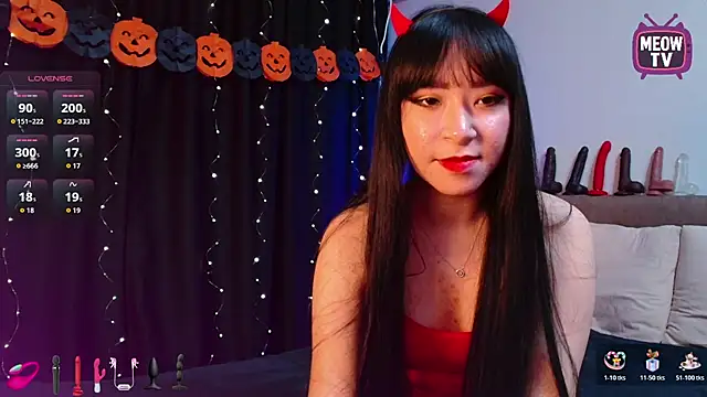 miyakimi0101 online show from October 27, 2:04 am