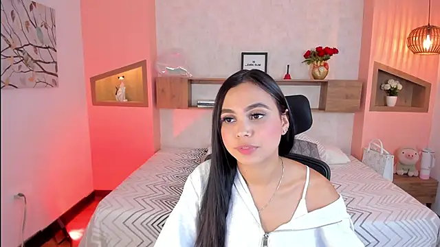 Lucia Brown  online show from March 7, 2:56 pm