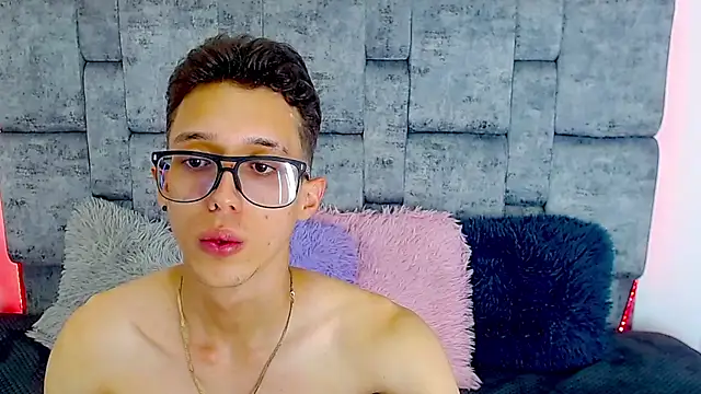 skinny bigcock02 online show from February 25, 10:39 pm