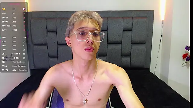 skinny bigcock02 online show from October 6, 6:27 pm