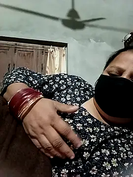 sharnjit299 online show from December 2, 4:46 pm