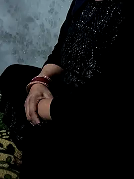 sharnjit299 online show from December 16, 5:45 am