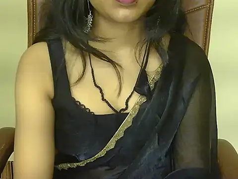 Snapshot of Cute_Pihu01 chatting on October 27, 5:17 pm Cute Pihu01 online show from October 27, 5:17 pm