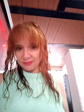 Snapshot of chanel-2025 chatting on November 10, 10:20 pm chanel-2025 online show from November 10, 10:20 pm