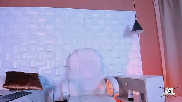 AlejandroStormm online show from February 24, 11:52 pm