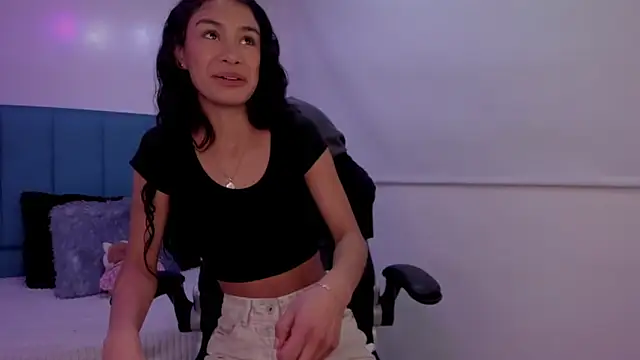 Snapshot of Anniie__Evans chatting on October 7, 2:36 pm Anniie Evans online show from October 7, 2:36 pm