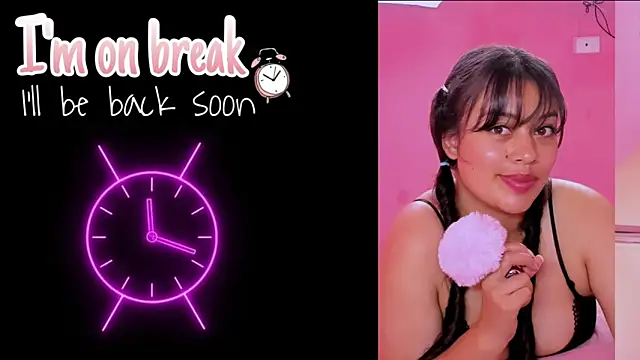 Snapshot of Mila_roussee chatting on October 10, 12:42 am Mila roussee online show from October 10, 12:42 am