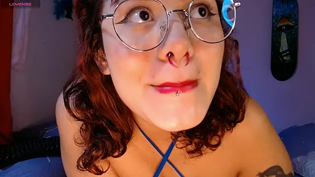 Snapshot of Maddy_Jhonsson chatting on September 26, 10:25 pm Maddy Jhonsson online show from September 26, 10:25 pm