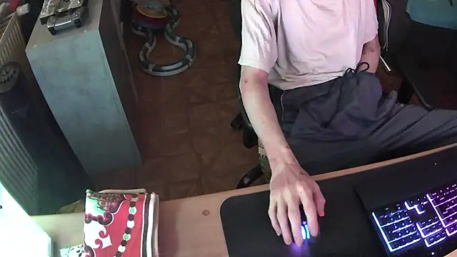 DerGeileLoveboy online show from November 26, 1:56 pm