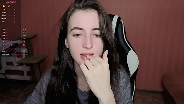 Snapshot of reaiss chatting on November 27, 4:03 am reaiss online show from November 27, 4:03 am