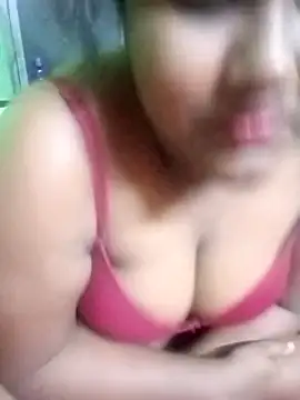 Snapshot of horny_diana chatting on March 19, 6:34 pm horny diana online show from March 19, 6:34 pm