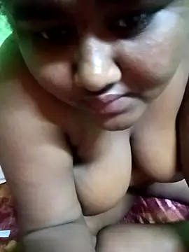 Snapshot of horny_diana chatting on March 22, 9:53 pm horny diana online show from March 22, 9:53 pm