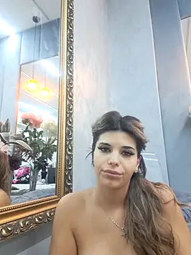 Bella Posh online show from October 19, 5:19 am