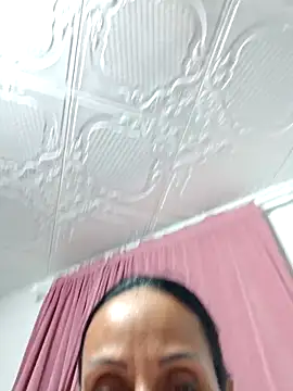 Snapshot of Ramona870 chatting on September 18, 8:33 pm Ramona870 online show from September 18, 8:33 pm