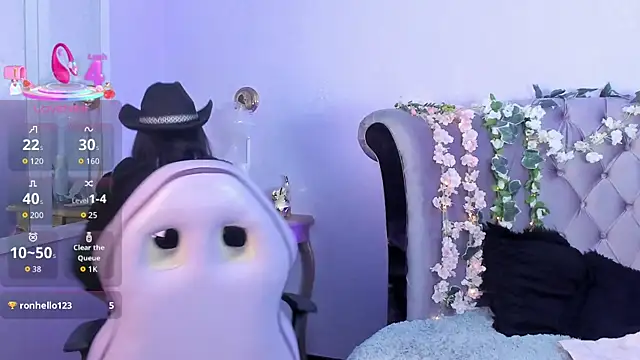 Snapshot of Seren_Bleck chatting on November 20, 2:34 am Seren Bleck online show from November 20, 2:34 am