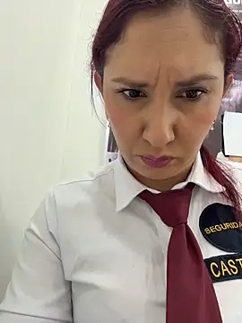 Megan-01- online show from February 14, 12:46 pm