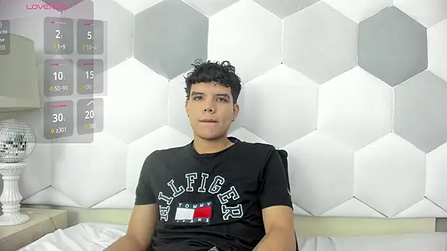 Axel Forte online show from October 2, 12:45 pm