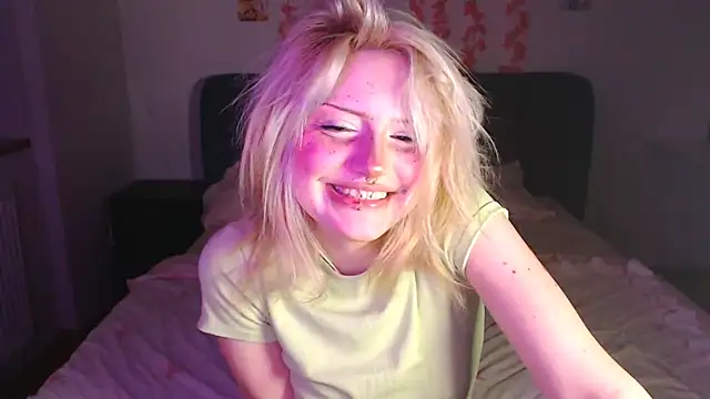 KimiSakura online show from April 15, 9:37 pm