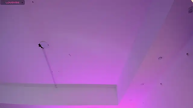 Ivaannaa  online show from February 15, 12:03 pm