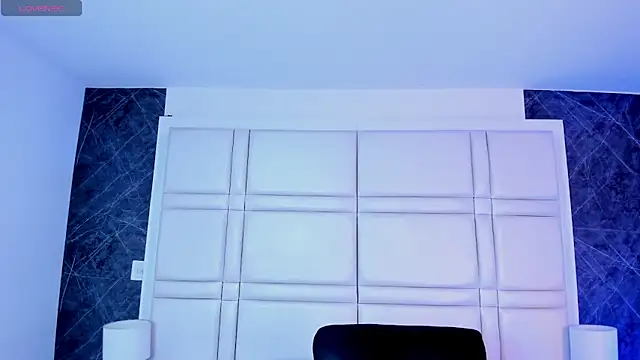 Ivaannaa  online show from March 6, 1:07 pm