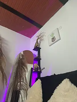 MarianaZapataa online show from March 3, 3:20 pm