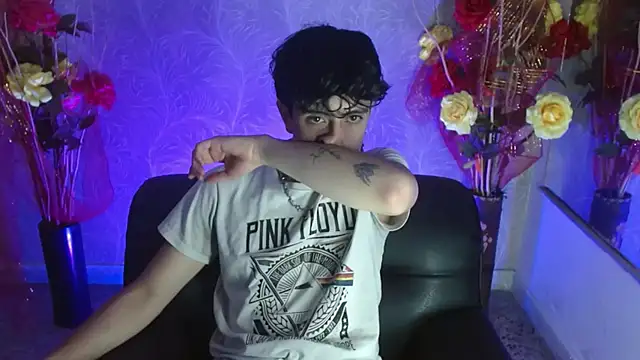 star boyxx online show from October 17, 8:33 pm