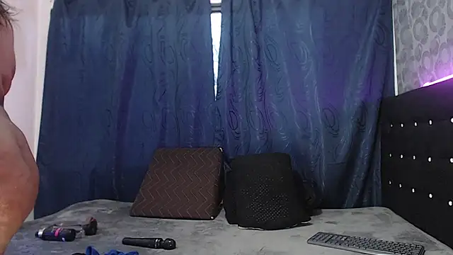 Snapshot of Lauryn_lee chatting on March 9, 10:52 pm Lauryn lee online show from March 9, 10:52 pm