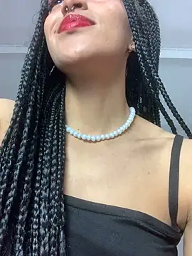 MichelleDiaz Pink online show from March 6, 3:35 am