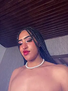 MichelleDiaz Pink online show from March 16, 10:55 am