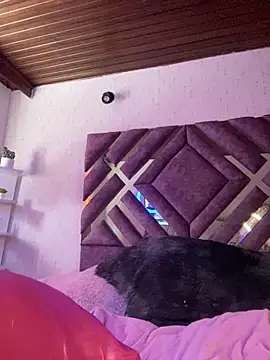 MichelleDiaz Pink online show from October 13, 12:05 pm