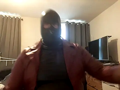 Snapshot of leatherloverman chatting on October 26, 2:01 pm leatherloverman online show from October 26, 2:01 pm