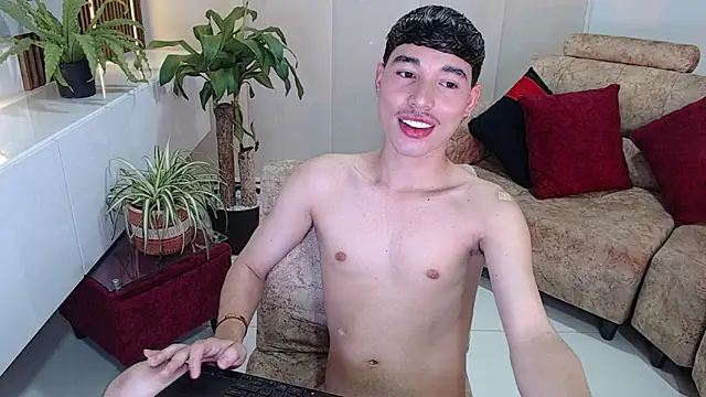 Snapshot of cod_dolll chatting on September 27, 11:32 pm cod dolll online show from September 27, 11:32 pm