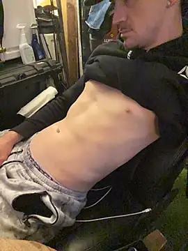 Polaroid White online show from November 3, 7:20 am