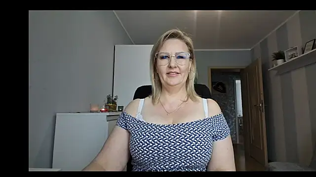 DianaLive online show from February 11, 10:20 am