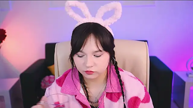 HanaWise online show from March 3, 8:16 am