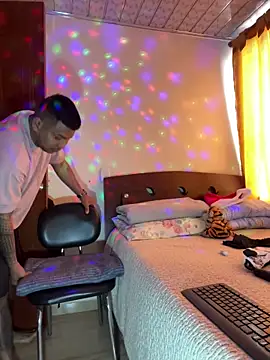 Saipuer31 online show from December 21, 4:03 pm