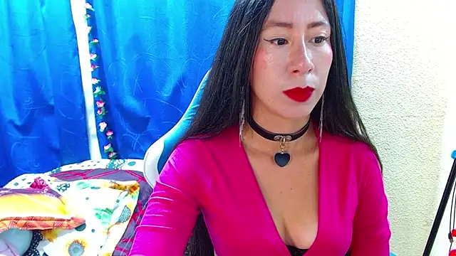 Gia leinn online show from April 19, 3:00 pm