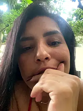 Snapshot of Sara_chanel92 chatting on March 21, 11:12 pm Sara chanel92 online show from March 21, 11:12 pm