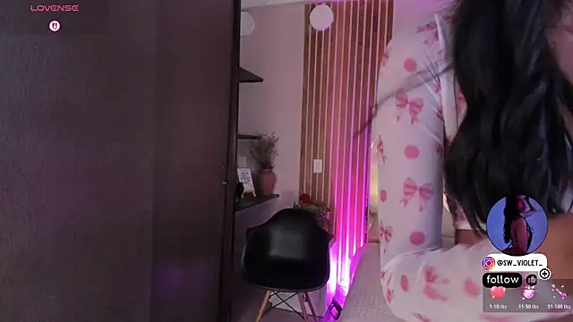 sweetviolet   online show from April 12, 12:32 pm